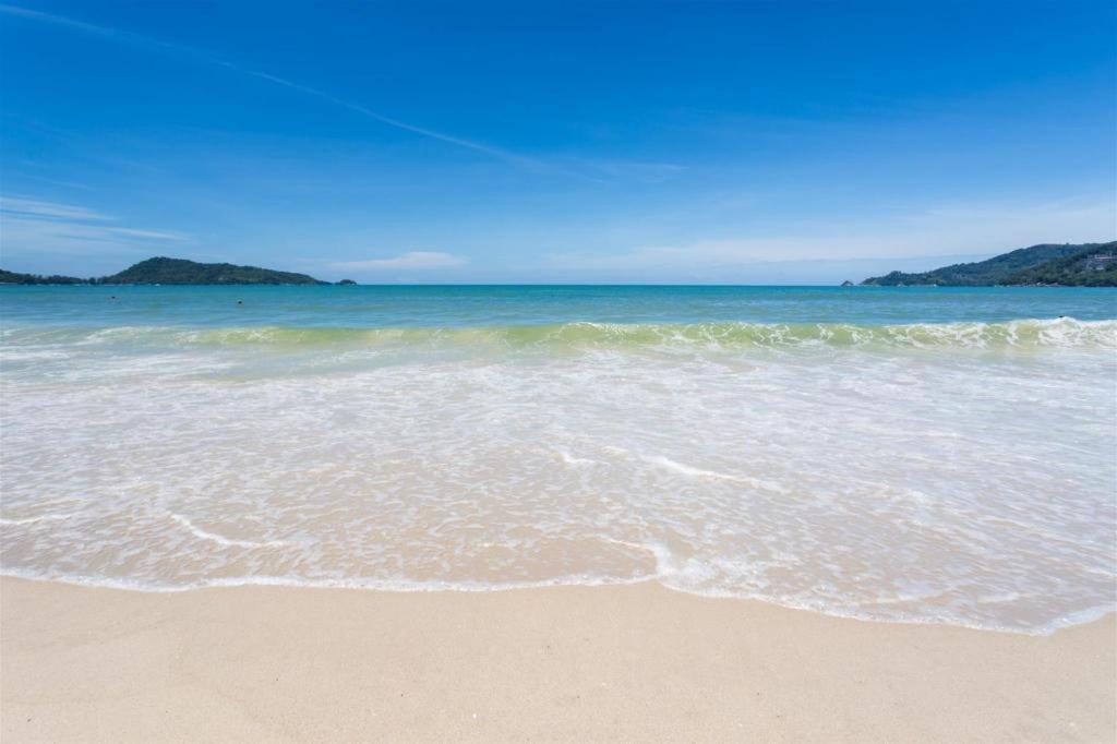 Отель Azure Bangla Phuket Patong Экстерьер фото