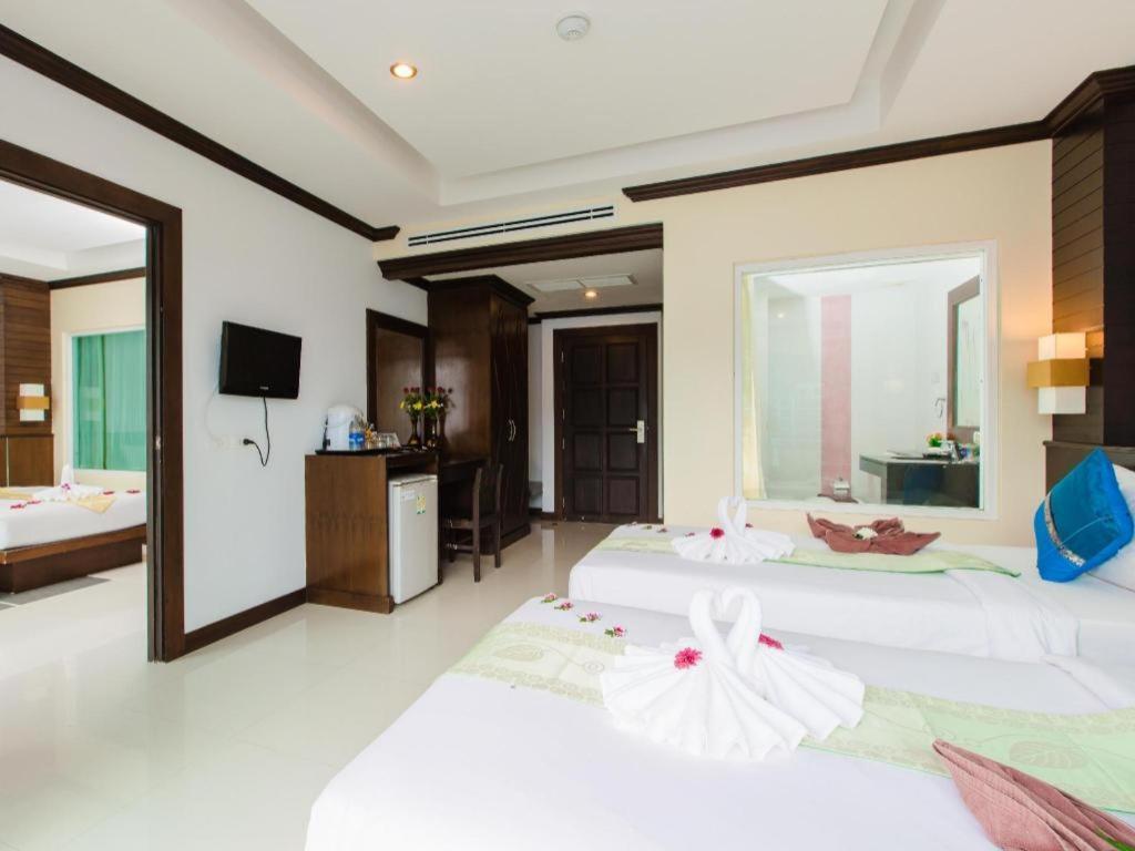 Отель Azure Bangla Phuket Patong Экстерьер фото