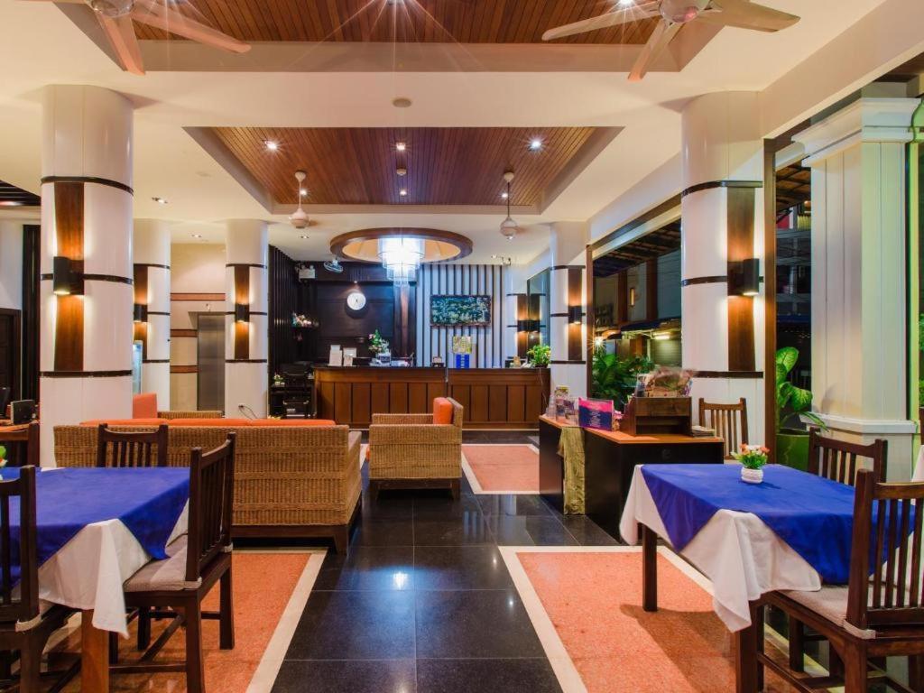 Отель Azure Bangla Phuket Patong Экстерьер фото