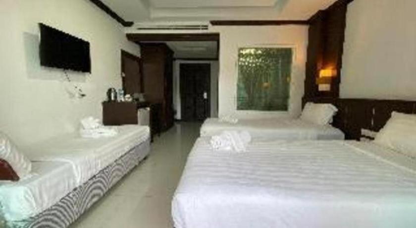 Отель Azure Bangla Phuket Patong Экстерьер фото