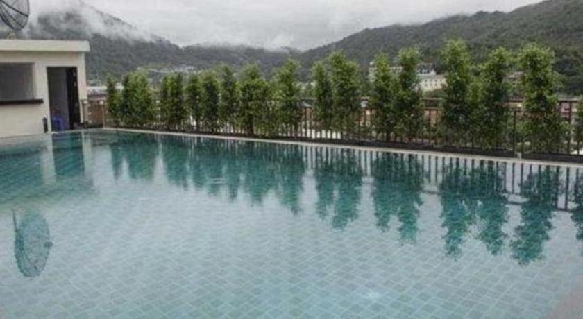 Отель Azure Bangla Phuket Patong Экстерьер фото