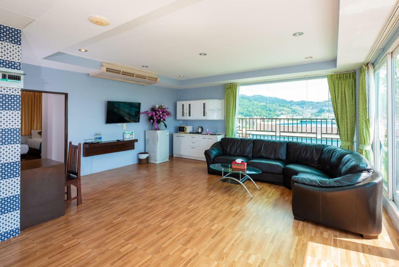 Отель Azure Bangla Phuket Patong Экстерьер фото